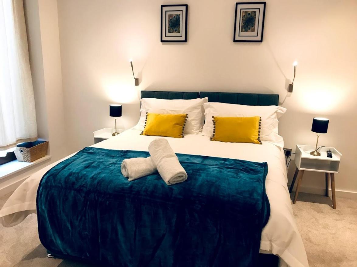 Готель Maplewood Luxurious One-Bed Flat With Free Parking St Albans Екстер'єр фото