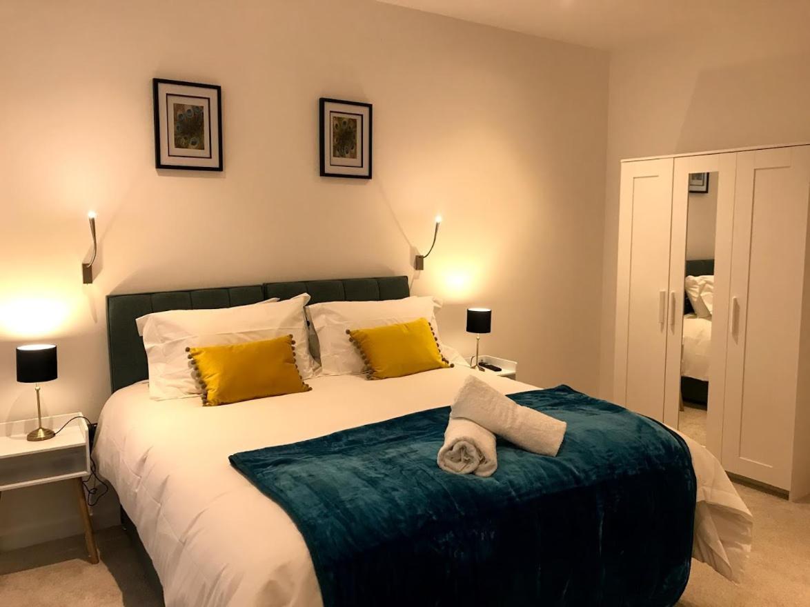 Готель Maplewood Luxurious One-Bed Flat With Free Parking St Albans Екстер'єр фото