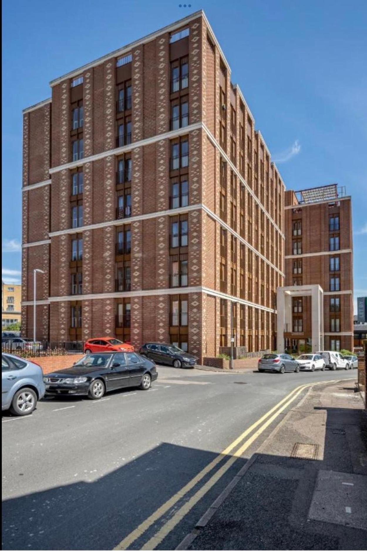 Готель Maplewood Luxurious One-Bed Flat With Free Parking St Albans Екстер'єр фото